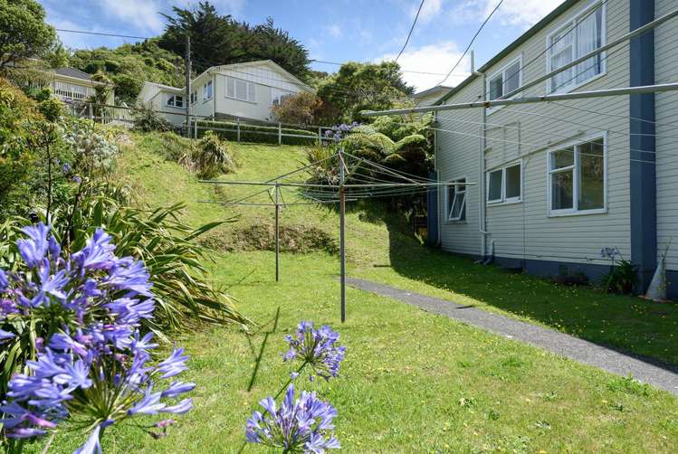 1/1 Canterbury Street Karori_10