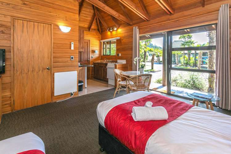 17/223 Main Road SH 25 Tairua_5
