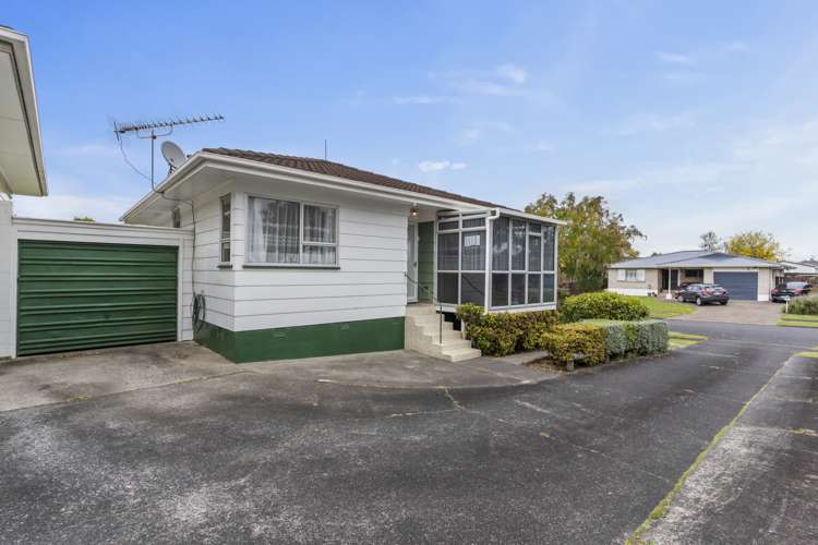 1/6 Honey Place Manurewa_1