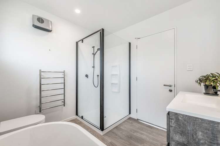 7 Vitalia Crescent Lincoln_21