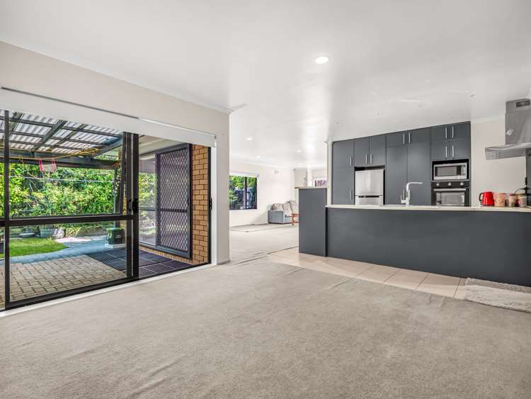 54 Magic Way Randwick Park_21