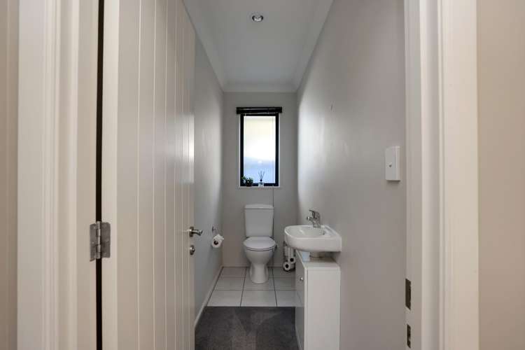 13 Maynard Place Netherby_32