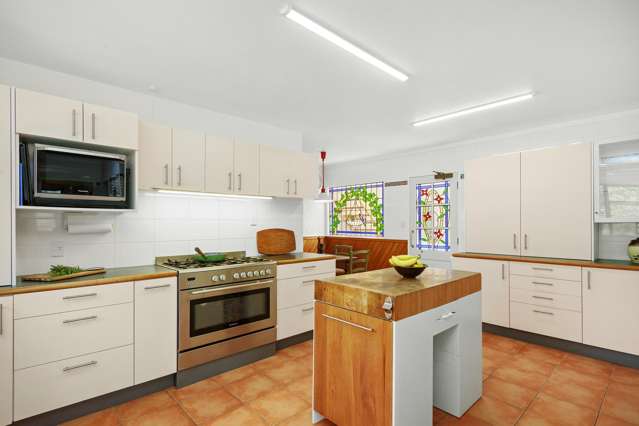 203 Holborn Drive Stokes Valley_3