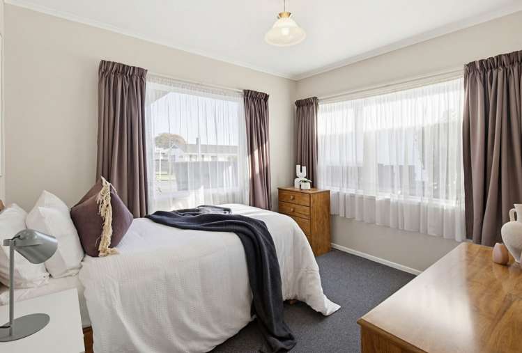 1/8 Norwich Street Stoke_10