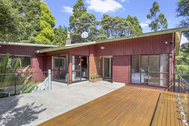 61 Woodfern Crescent Titirangi_1