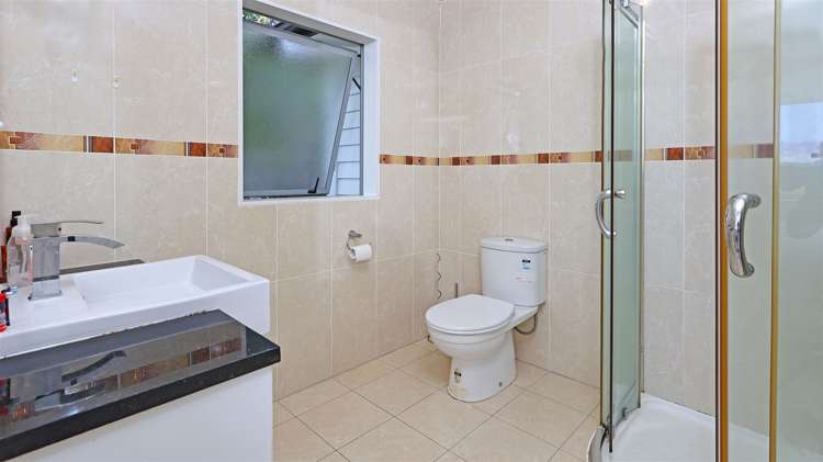 20 Waltham Street Henderson_13