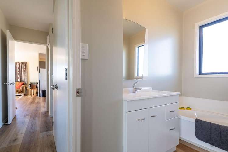 23 Old Glen Lyon Road Twizel_8