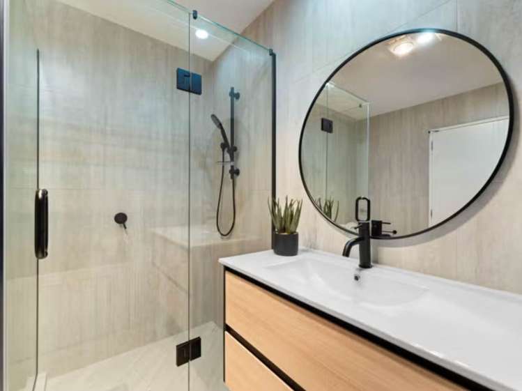 35A Royton Avenue Mangere East_12