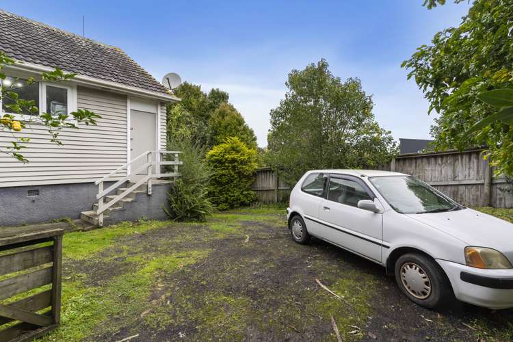73 Castledine Crescent Glen Innes_11