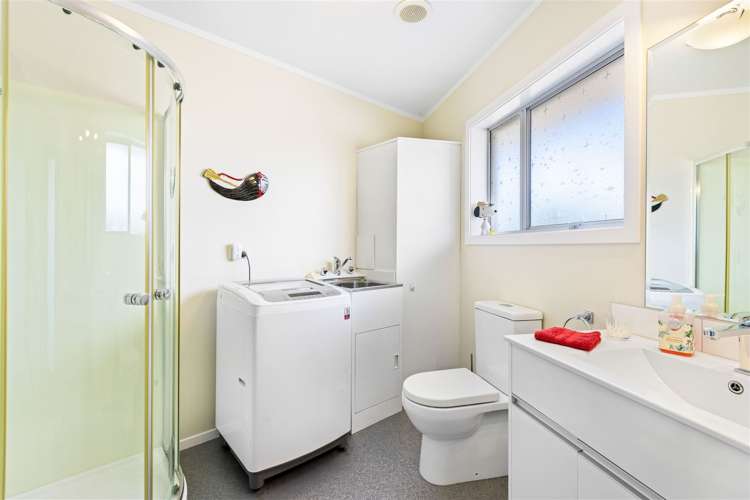 4 Hatton Road Orewa_11