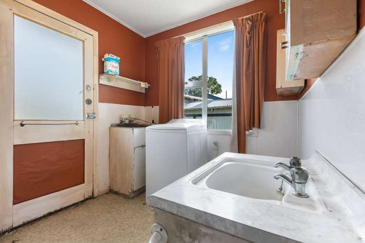 6 Briscoe Street Awakino_26