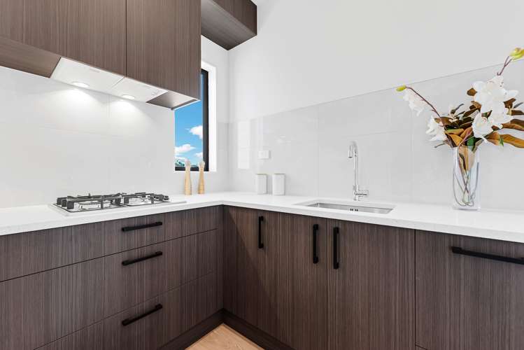 32b Castlebane Drive Flat Bush_29