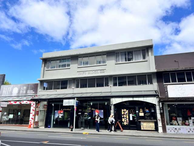 237M² ON REMUERA ROAD