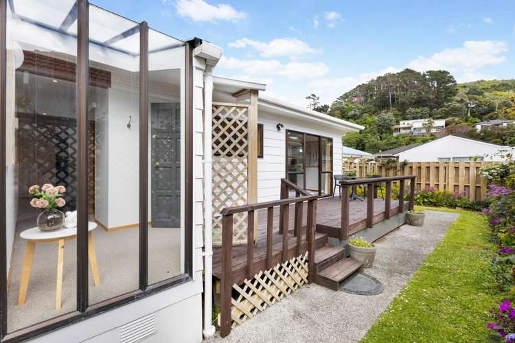 2/184 The Parade Island Bay_14