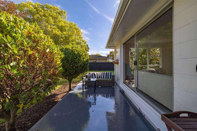 32 Rossiter Avenue Redwood_16