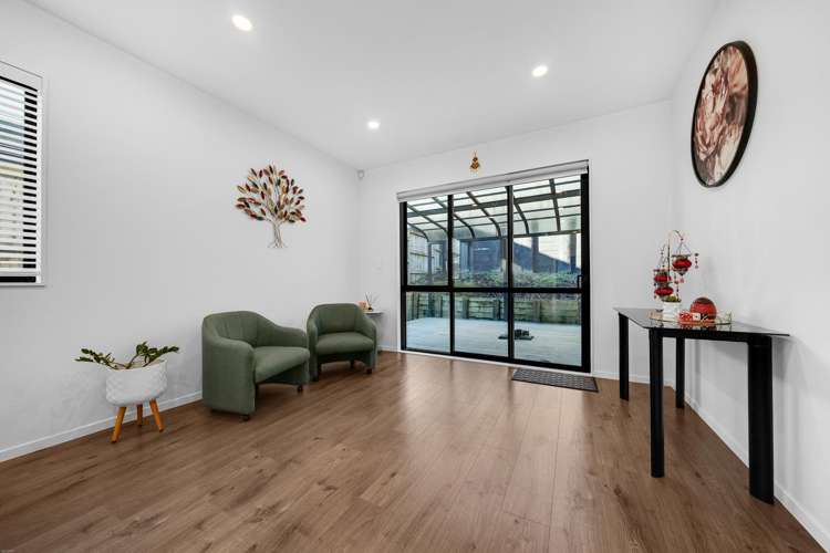 32 Matahae Drive Flat Bush_5