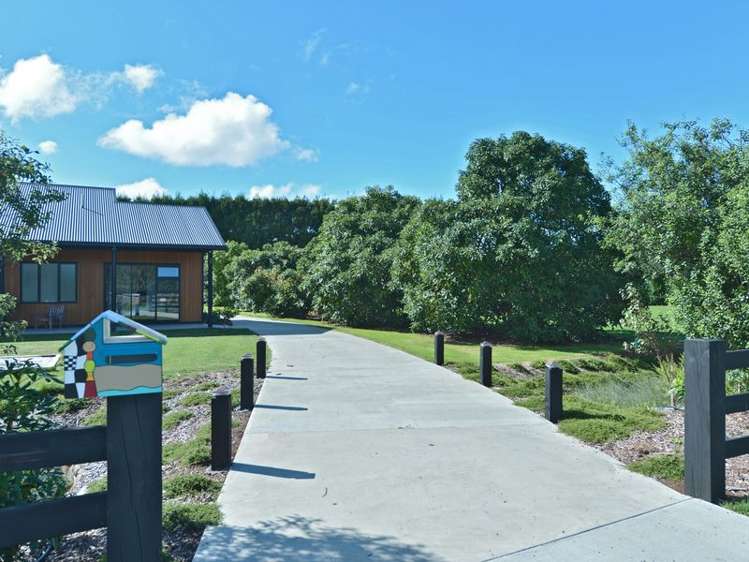 17 Corsair Drive Maungatapere_5