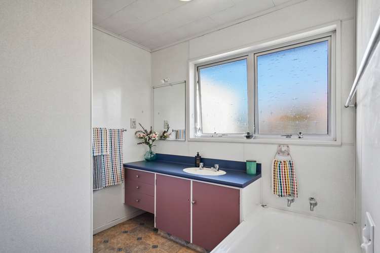 3 Anderson Road Taradale_12