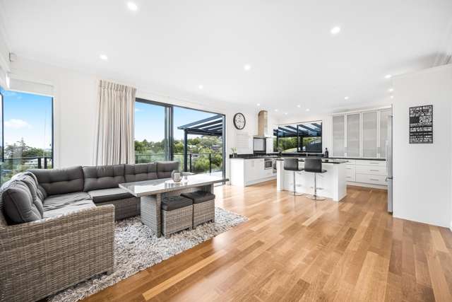 48 Roberta Crescent Orewa_4