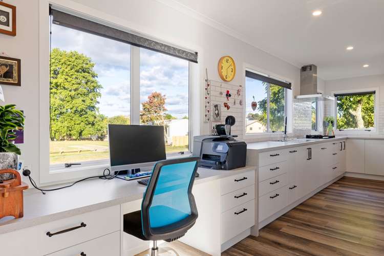 17 Taksan Place Pukete_5