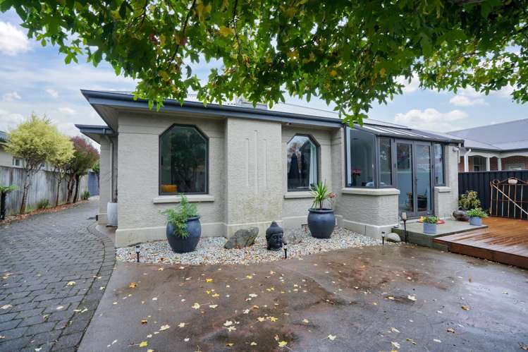 15 Russel Street_0