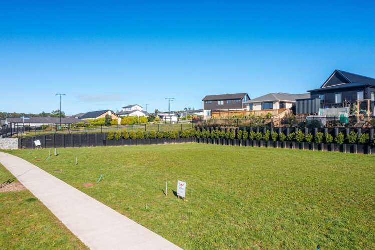 19 Croatia Avenue Huapai_11