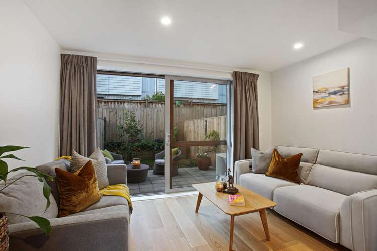 19 Helen Jenepher Lane Mount Wellington_13