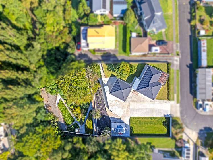 4 Iwiroa Terrace Durie Hill_29