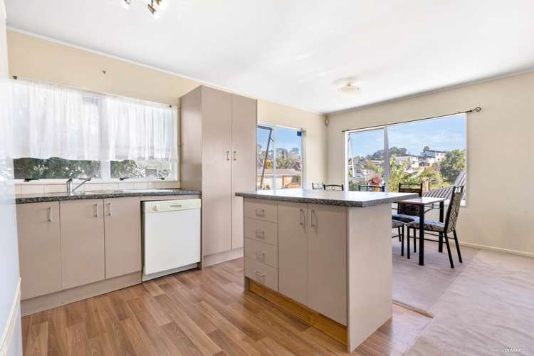 2/51 Fruitvale Road New Lynn_1