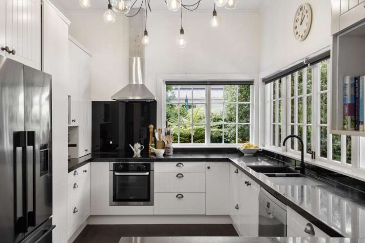 57 Hirini Street Kaiti_2