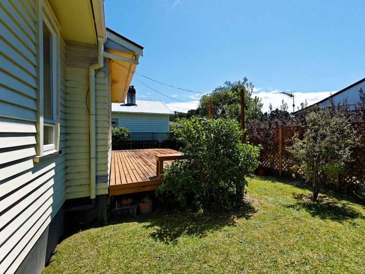 16 Woodglen Road Glen Eden_1