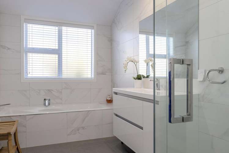 13 Tuhua Close Wharewaka_18