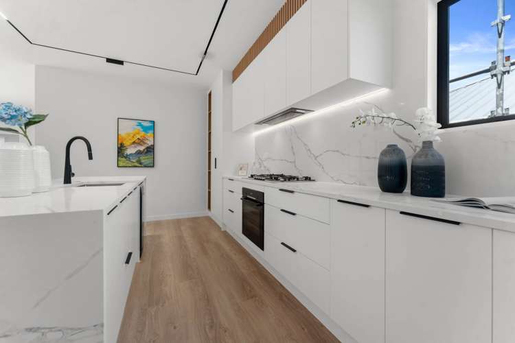 74 Huanui Drive Orewa_9