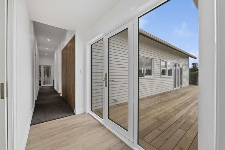 1312 Devon Road Waitara_9