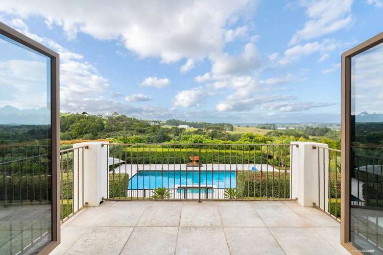 566 Whitford Road Whitford_33