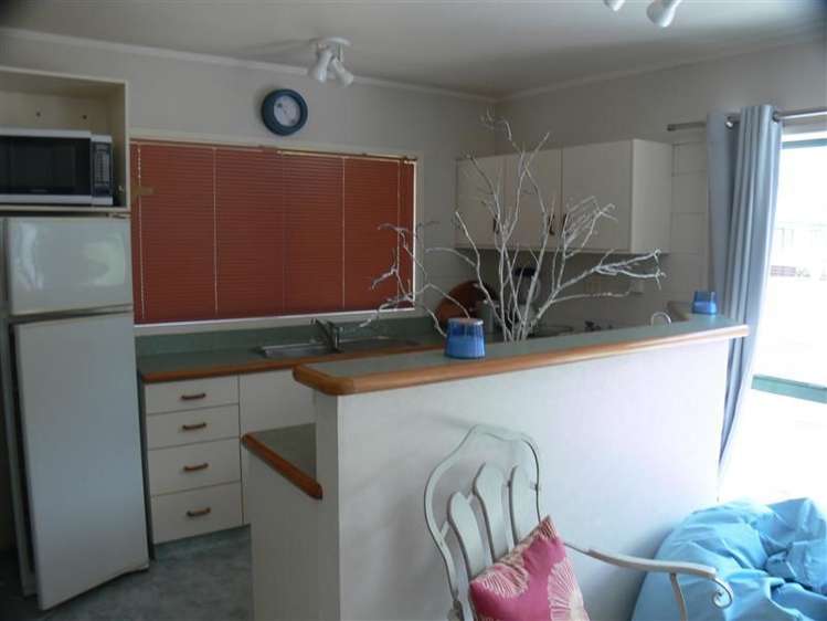 1b Bagnall Place Pauanui_6