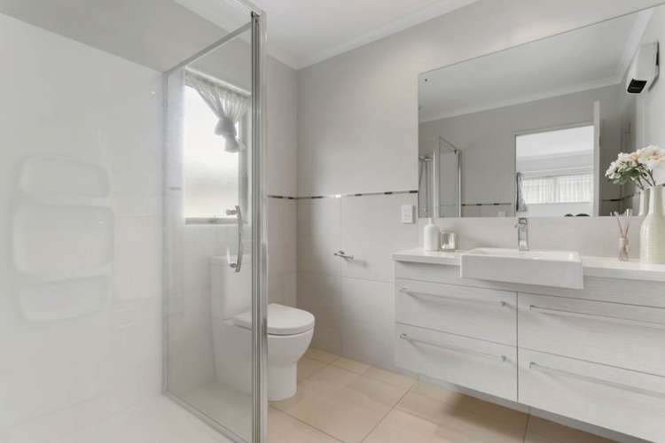 9 Disley Road Wattle Downs_11