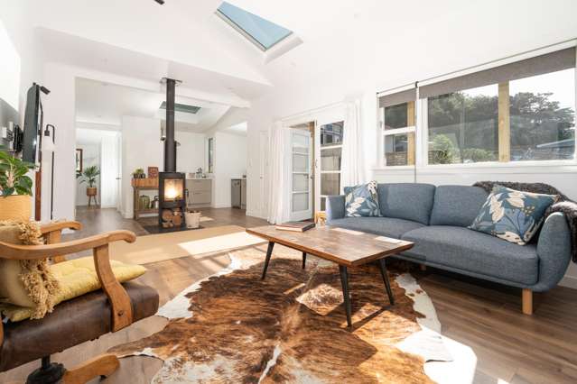 COASTAL LIVING WITH CITY CONVENIENCE