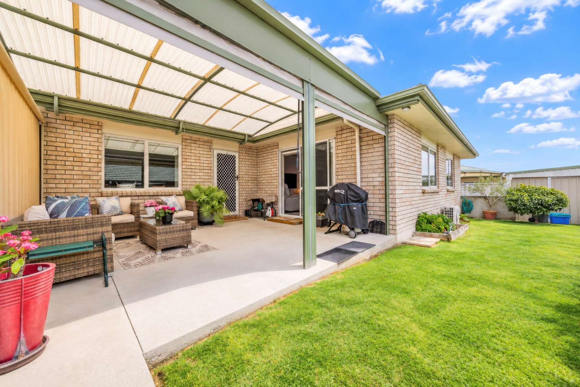 16/8 Village Place Tuakau_0