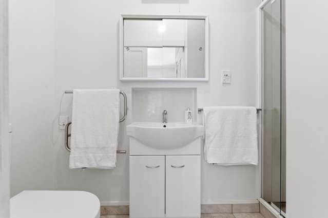 3 Selwyn Crescent College Estate_4