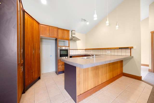 110 Rototuna Road 2612_1