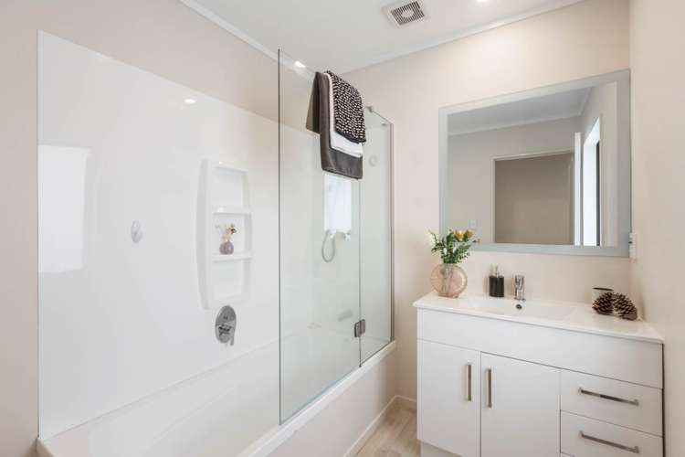 2/288 Great South Road Papakura_16