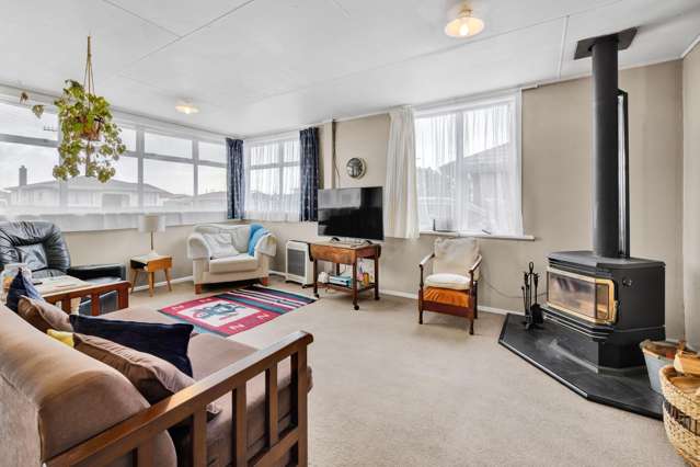 84 and 84a Argyle Street Hawera_1