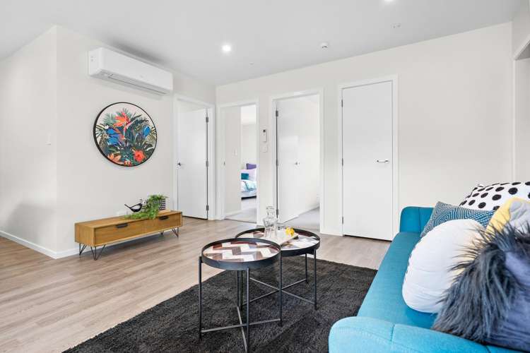 2/7 Fenwick Crescent 1076_7