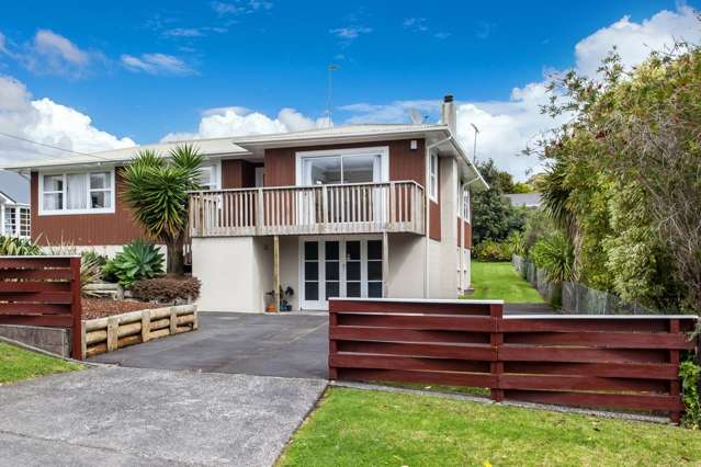 65 Royal View Road Te Atatu South_2