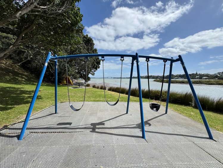 65 Aramoana Avenue Devonport_25