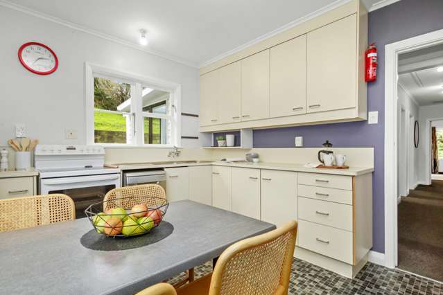 15 Ngatitoa Street Tawa_3