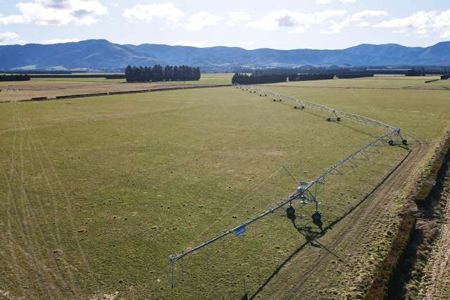 Versatile irrigated land - spring settlement