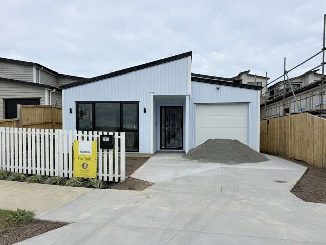 Low-Maintenance Home in Sought-After Gulf Harbour