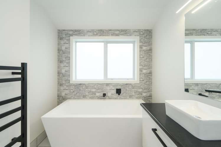 733 Stoney Creek Road Bunnythorpe_17